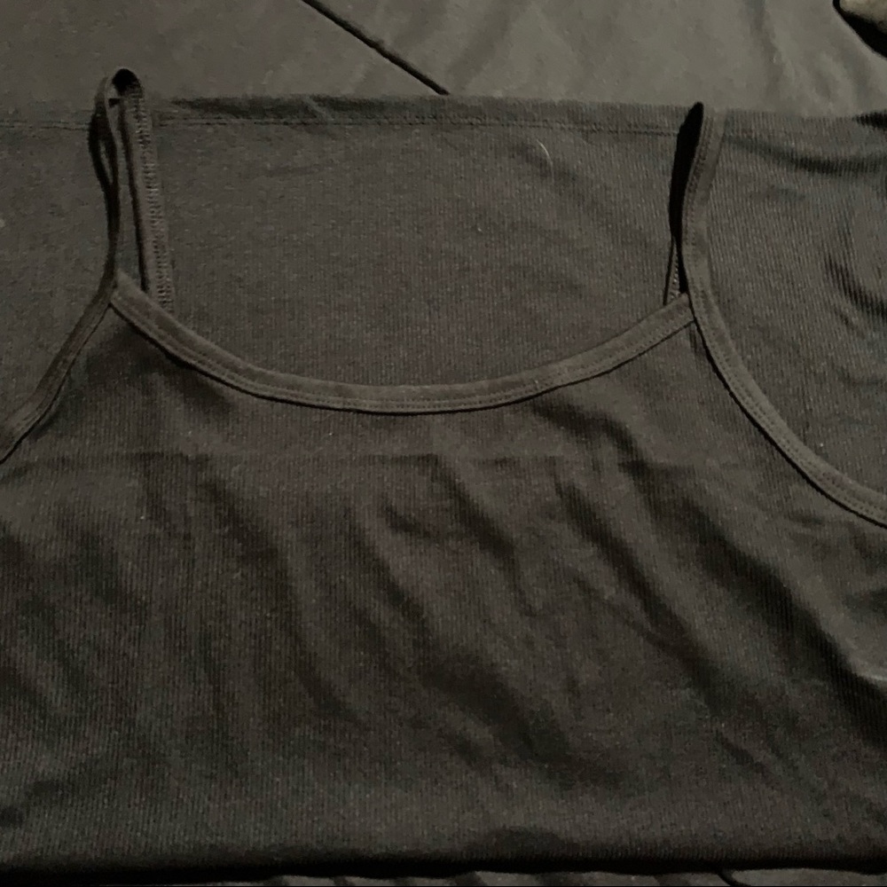 BLACK, WOMANS TANK TOP SIZE XXL //